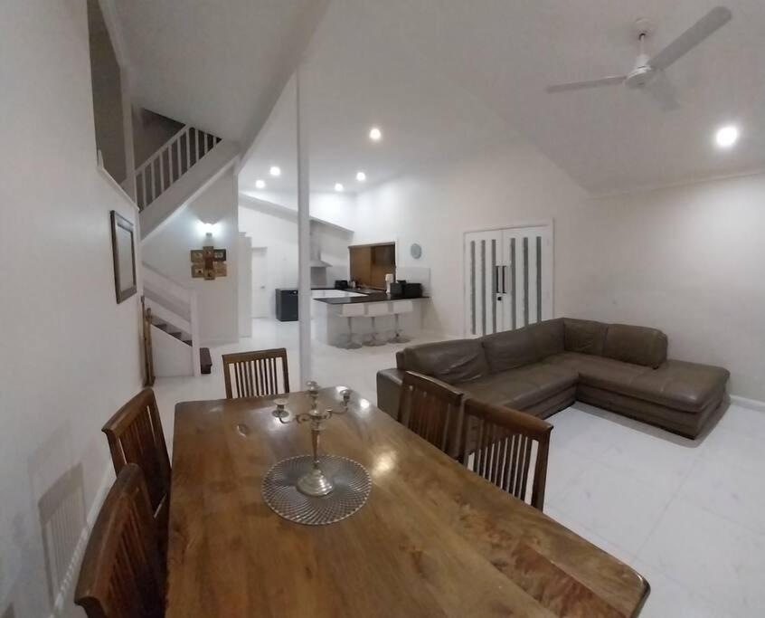 9 Room Family & Pet Friendly Home