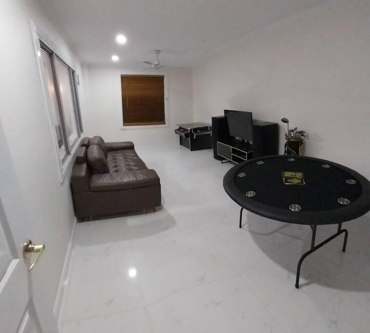 9 Room Family & Pet Friendly Home