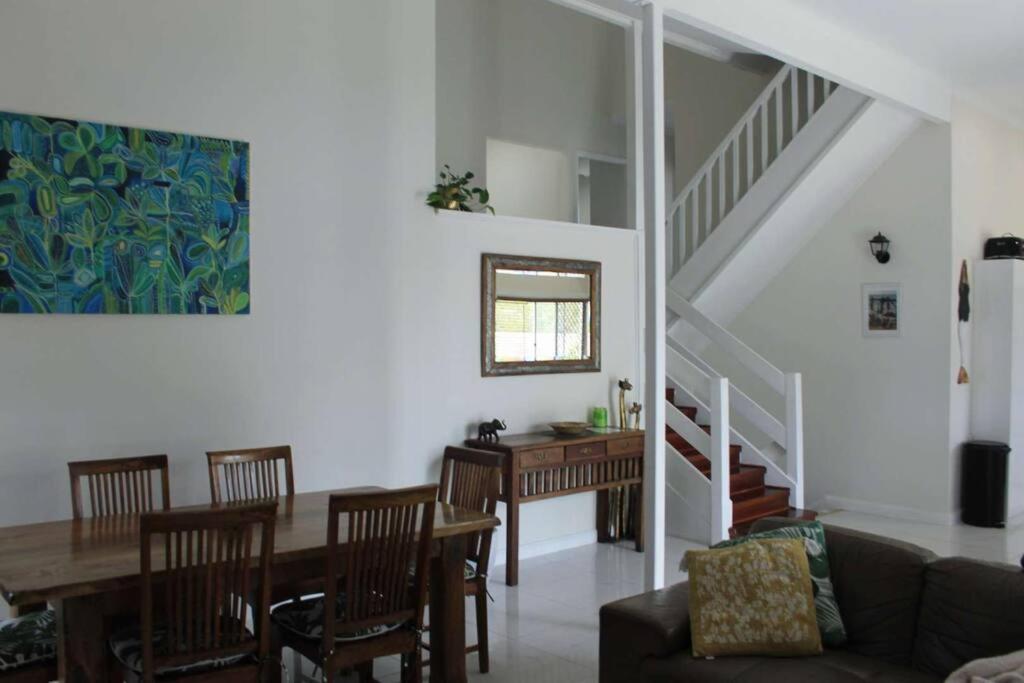 9 Room Family & Pet Friendly Home