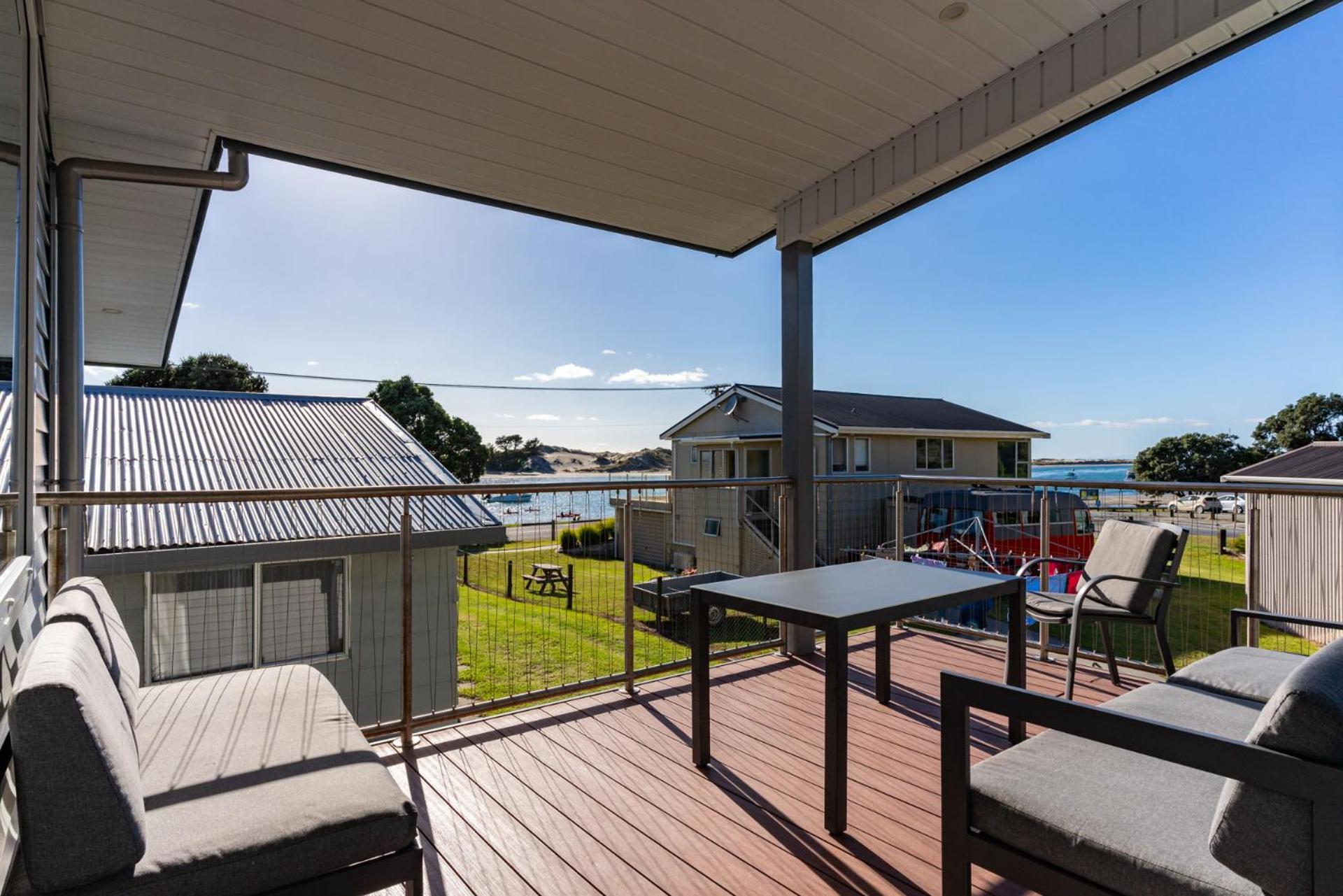 The Daydreamer - Mangawhai Heads Holiday Home