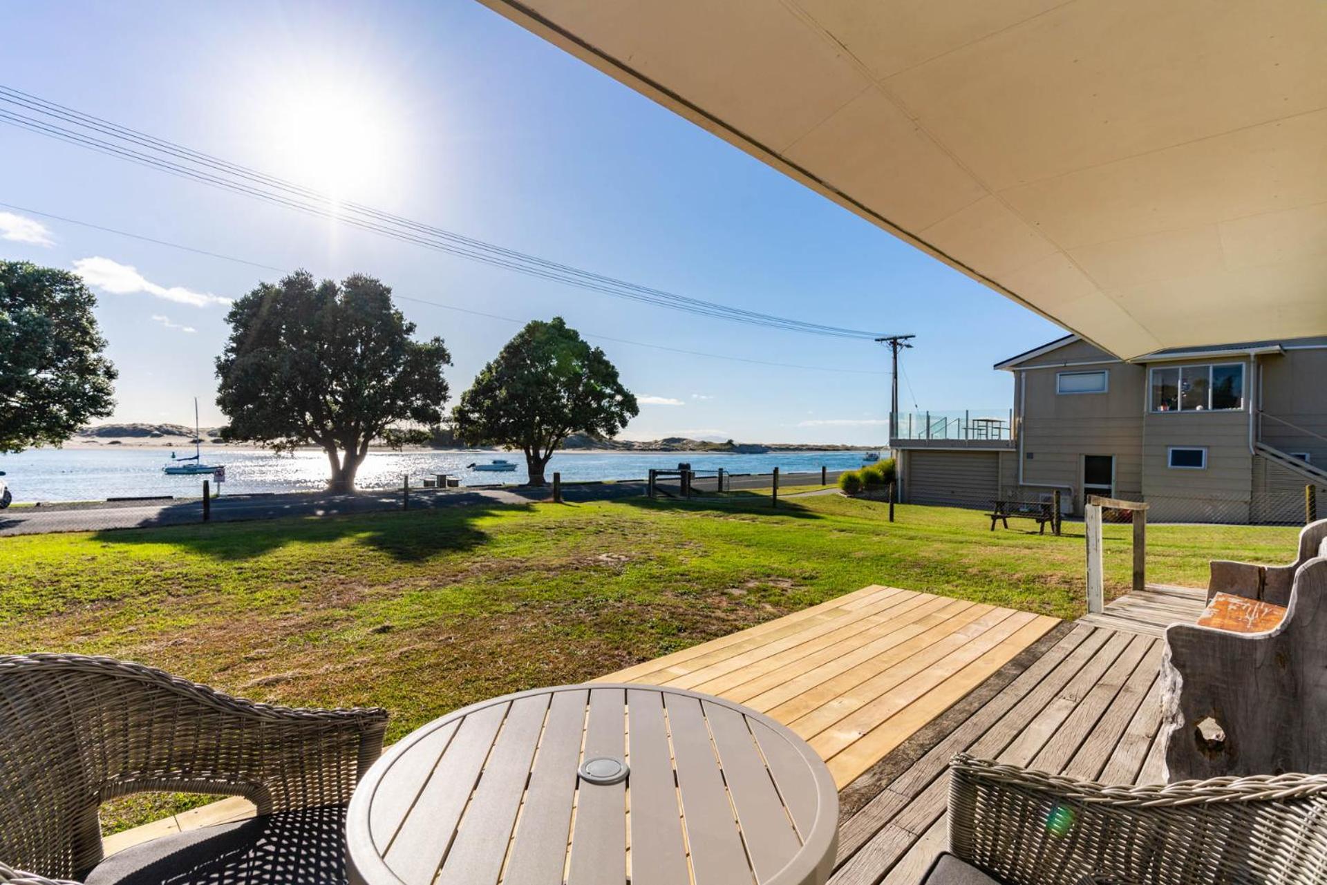 The Daydreamer - Mangawhai Heads Holiday Home