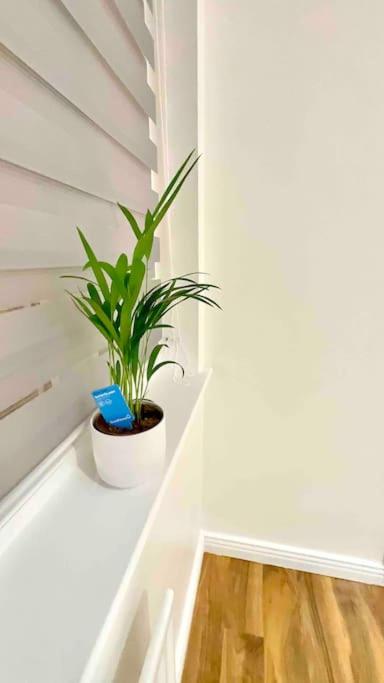 A beautiful stylish 2 Bedroom Apartment -City of London