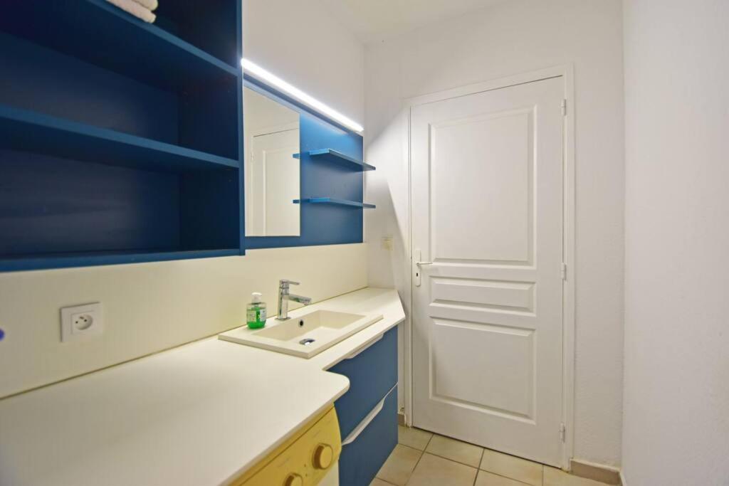 1 Bedroom with pool - Close to DownTown Marigot view 3