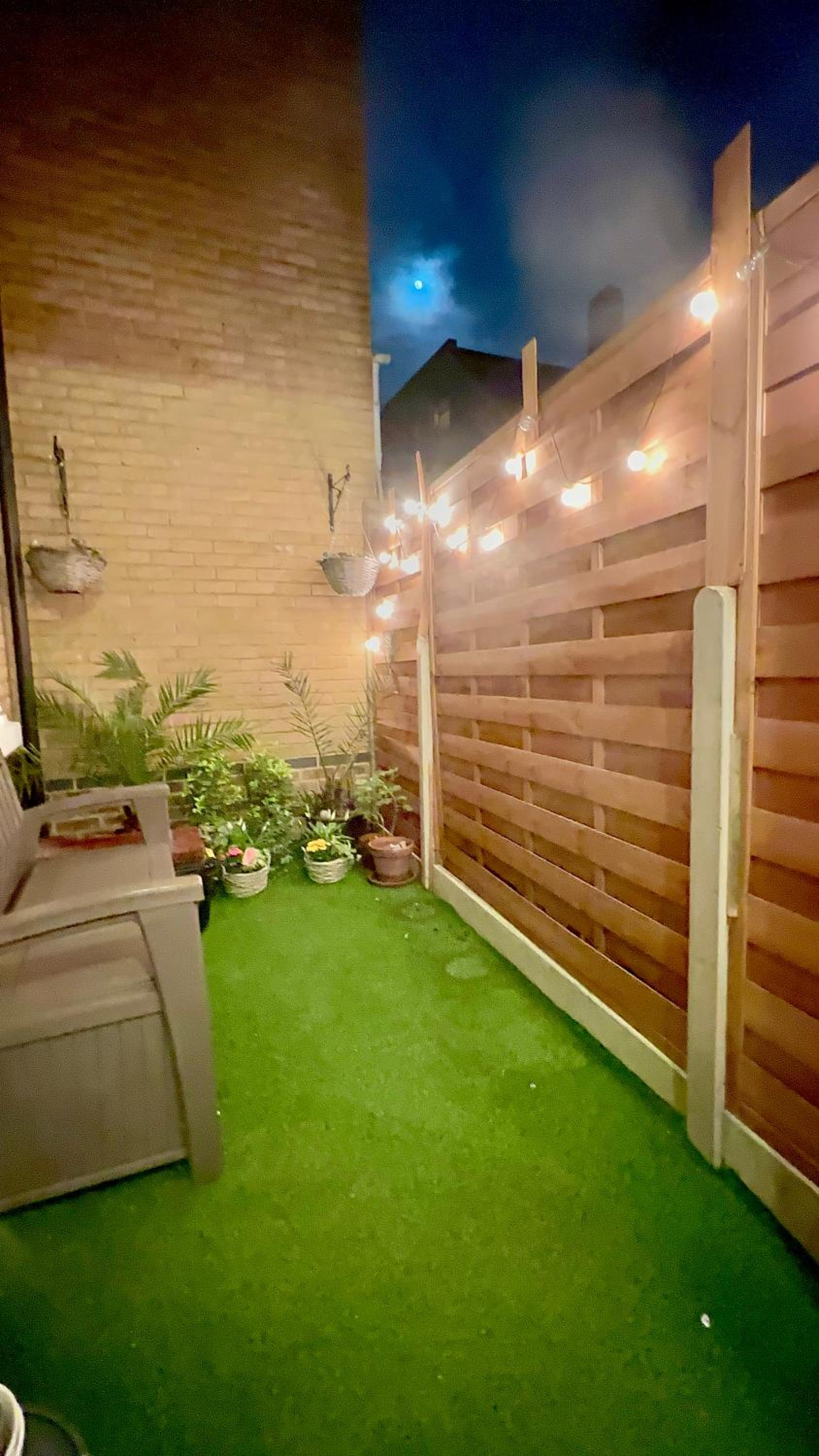 A beautiful stylish 2 Bedroom Apartment -City of London