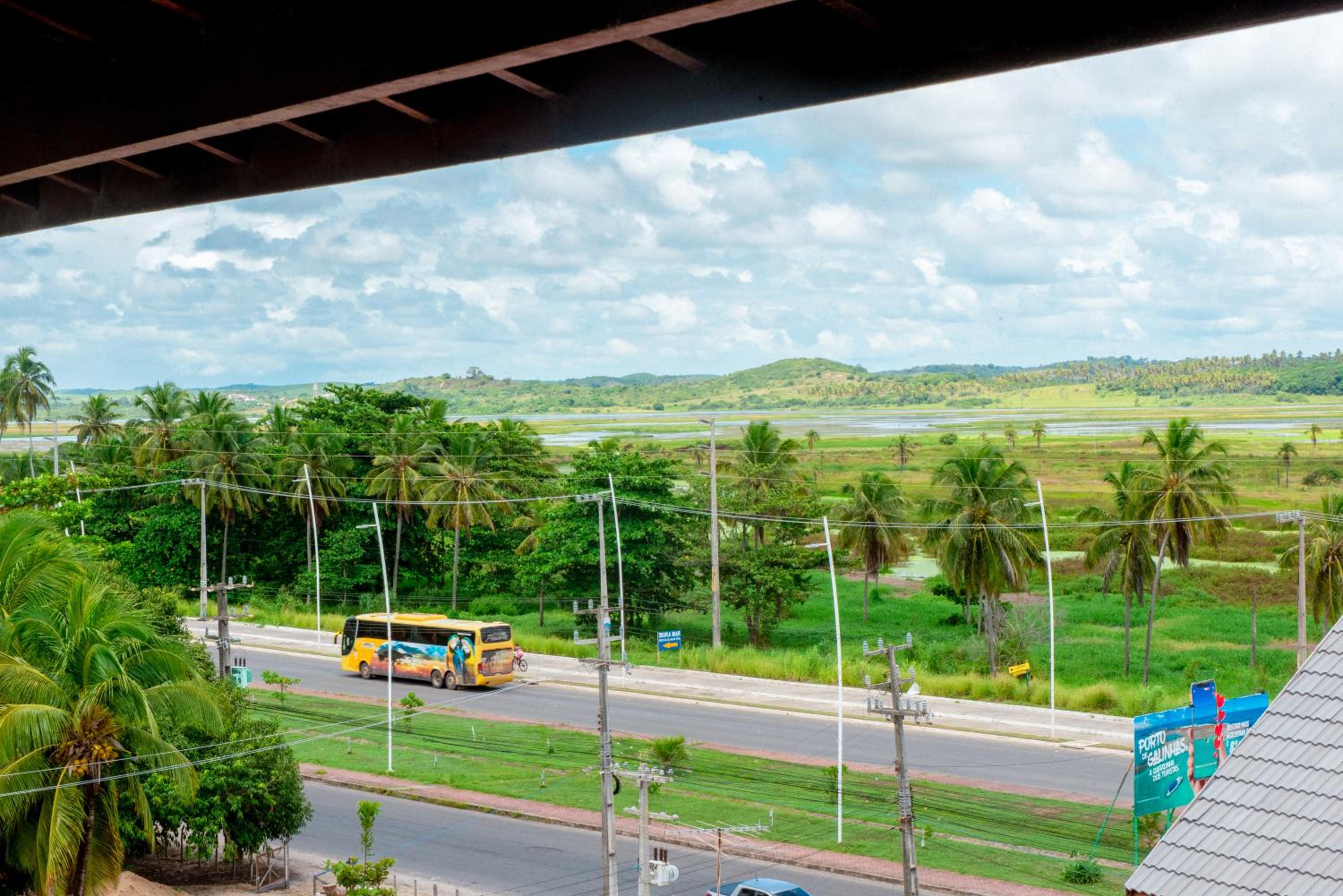 Apto com vista para o mar, Rooftop com piscina & sauna em Porto de Galinhas