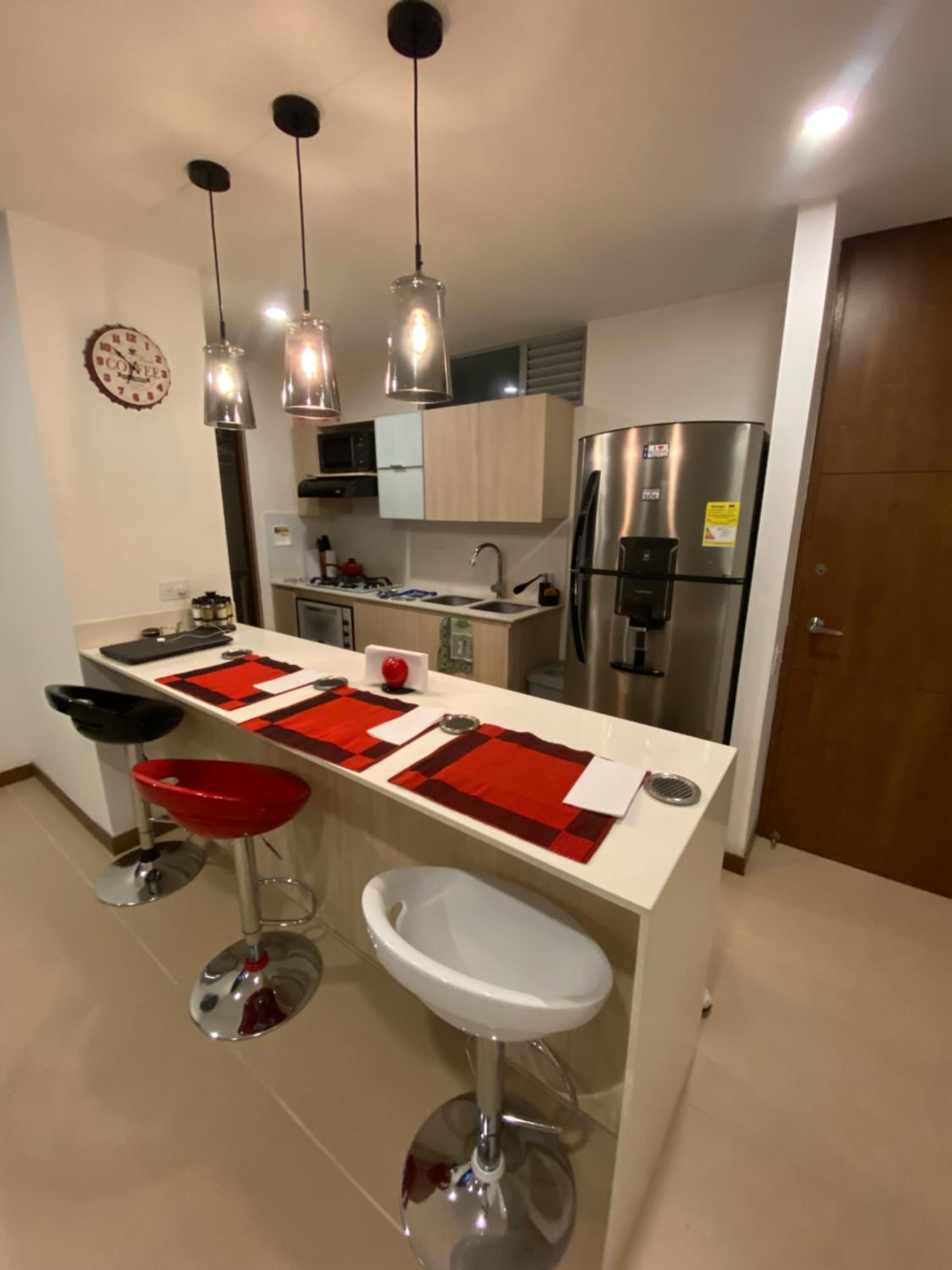 Cossy Room poblado