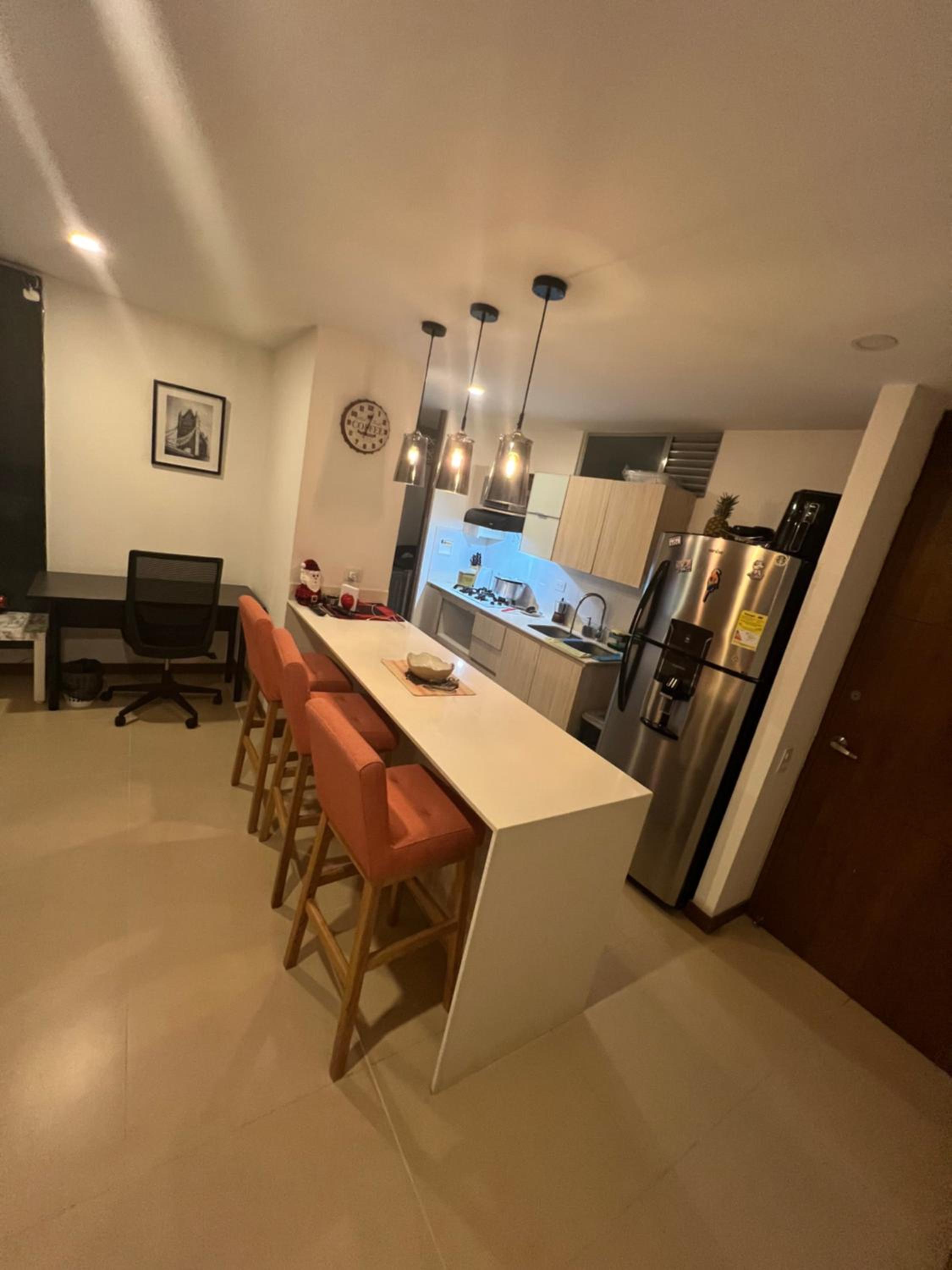 Cossy Room poblado