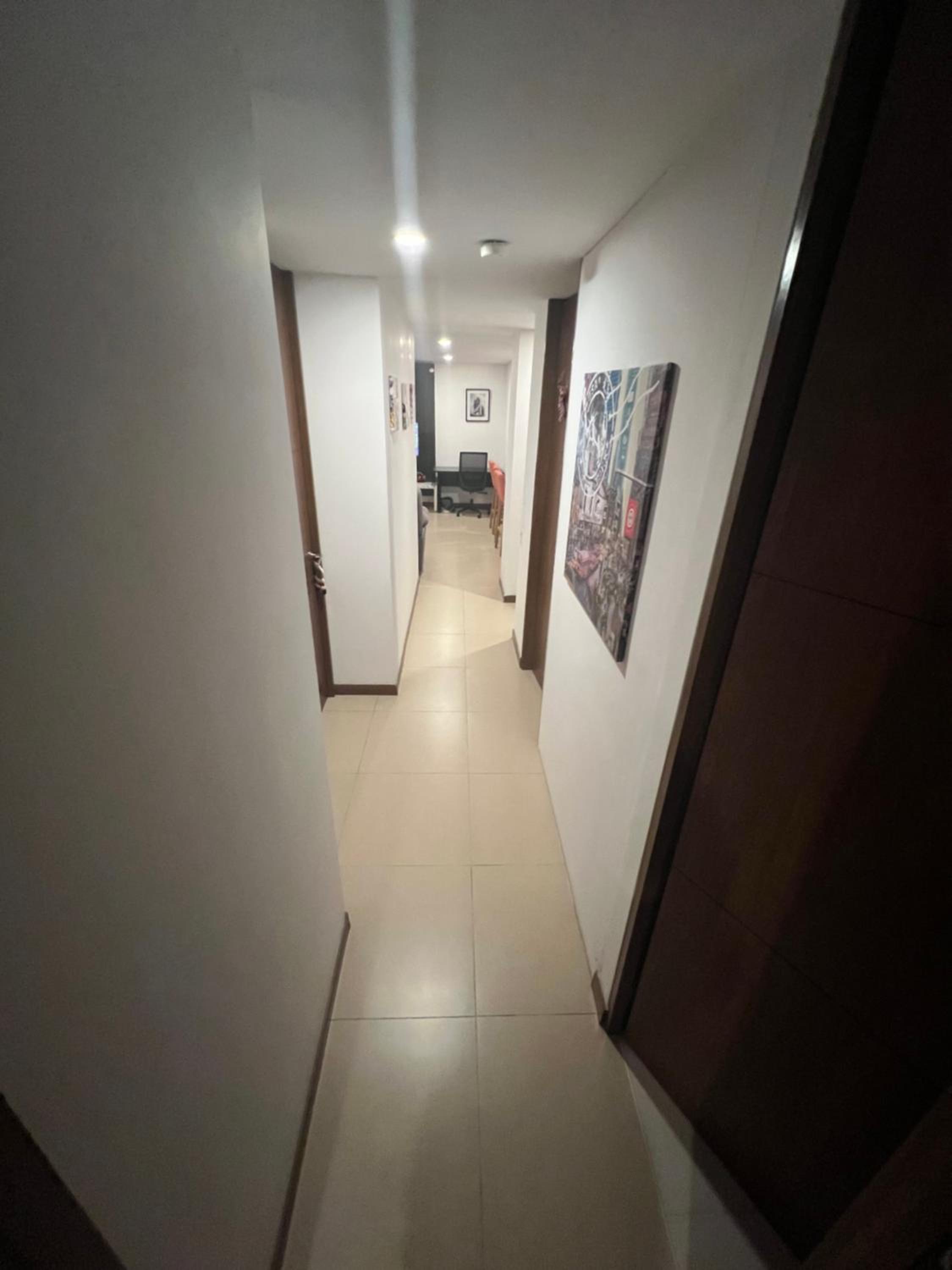 Cossy Room poblado