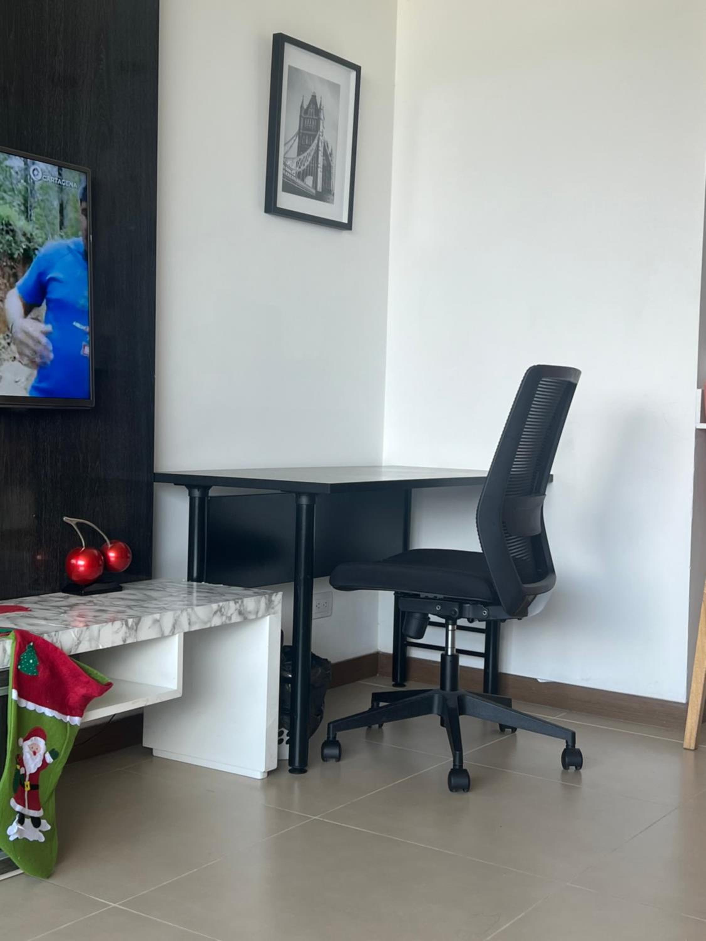 Cossy Room poblado