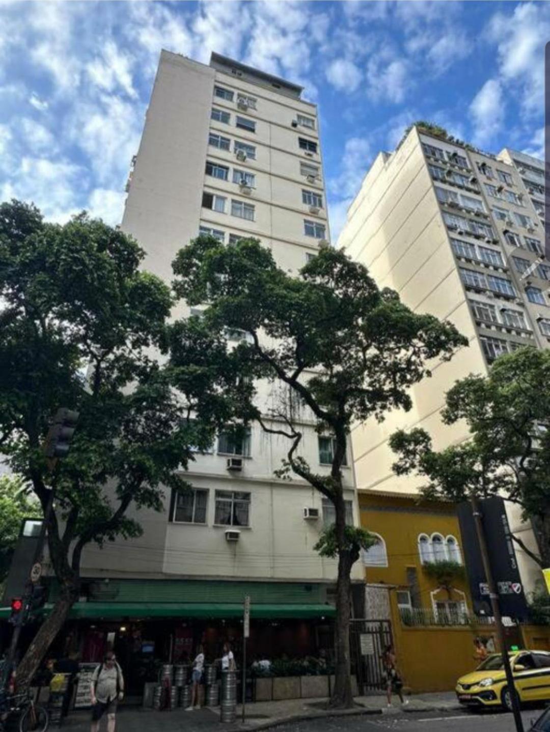 StudioRD Copacabana 250m da praia esquina com a Rua do Copacabana Palace Rodolfo Dantas