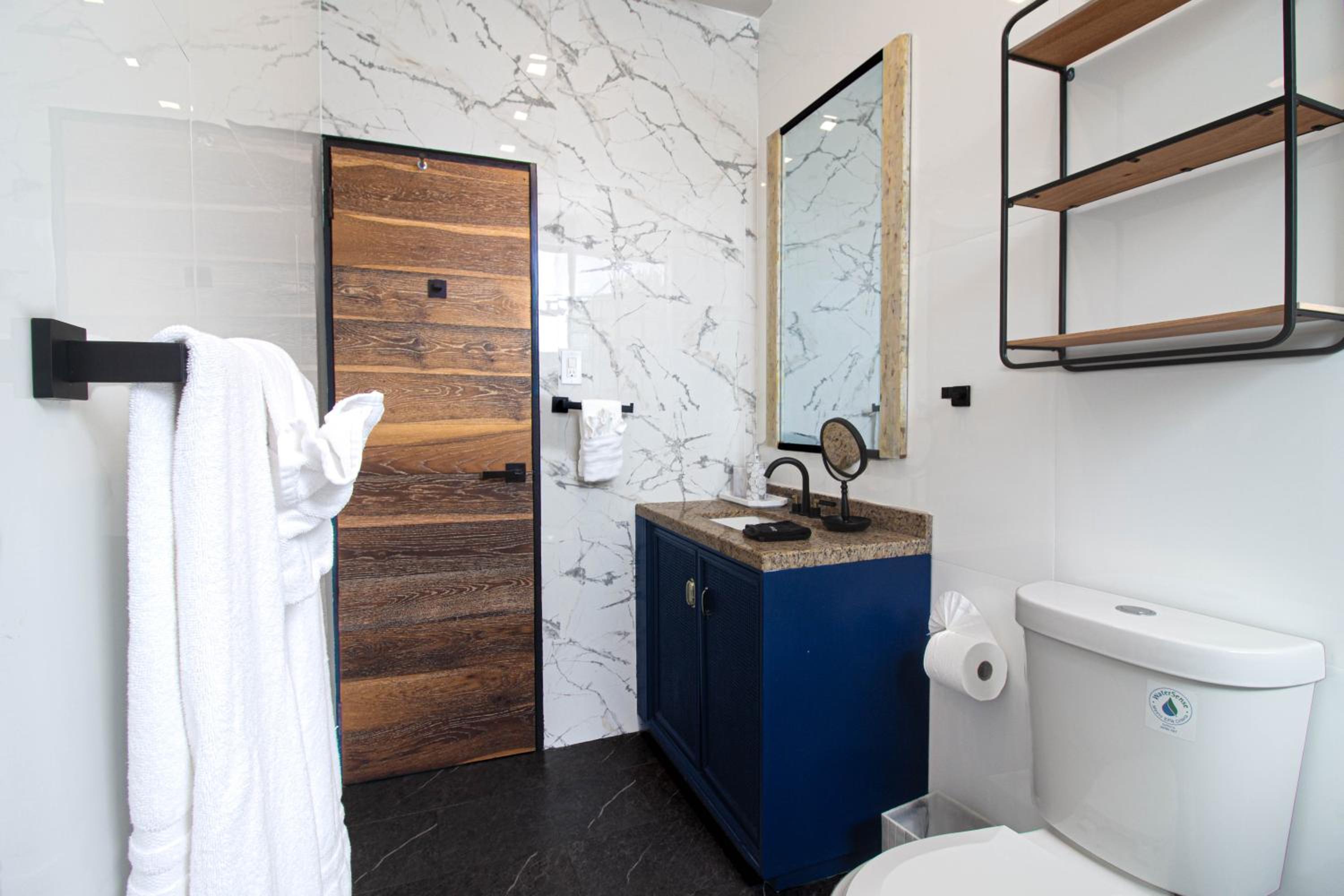 Villa Azure Ocean Park's Seaside Luxe Retreat