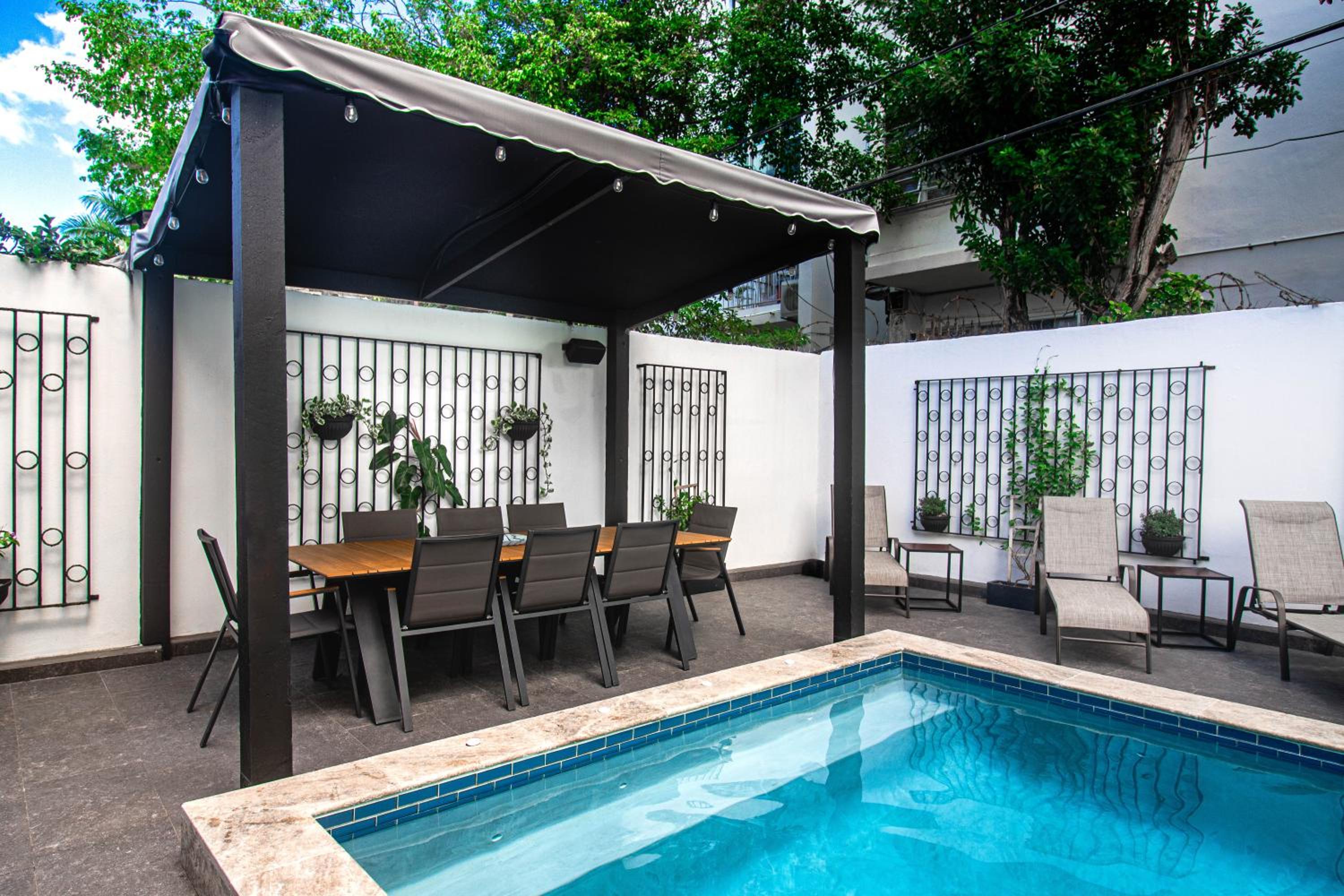 Villa Azure Ocean Park's Seaside Luxe Retreat