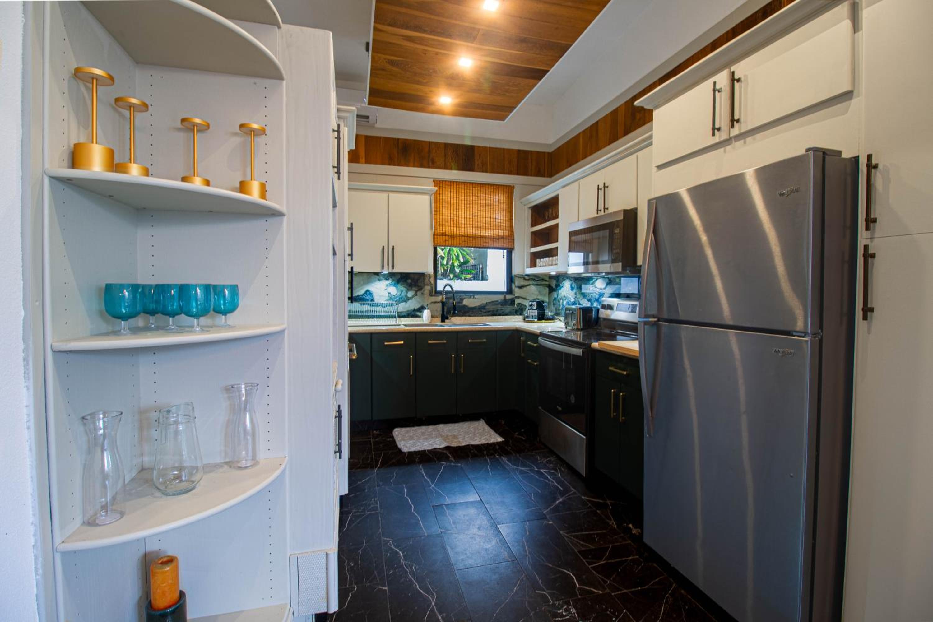 Villa Azure Ocean Park's Seaside Luxe Retreat