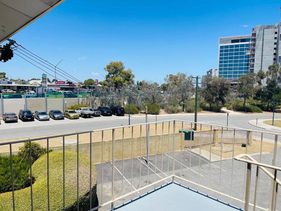 Comfort close to Airport, CBD, Crown Casino Perth