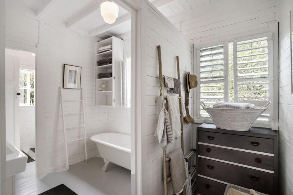 The French Cottage by Waiheke Pure view 2