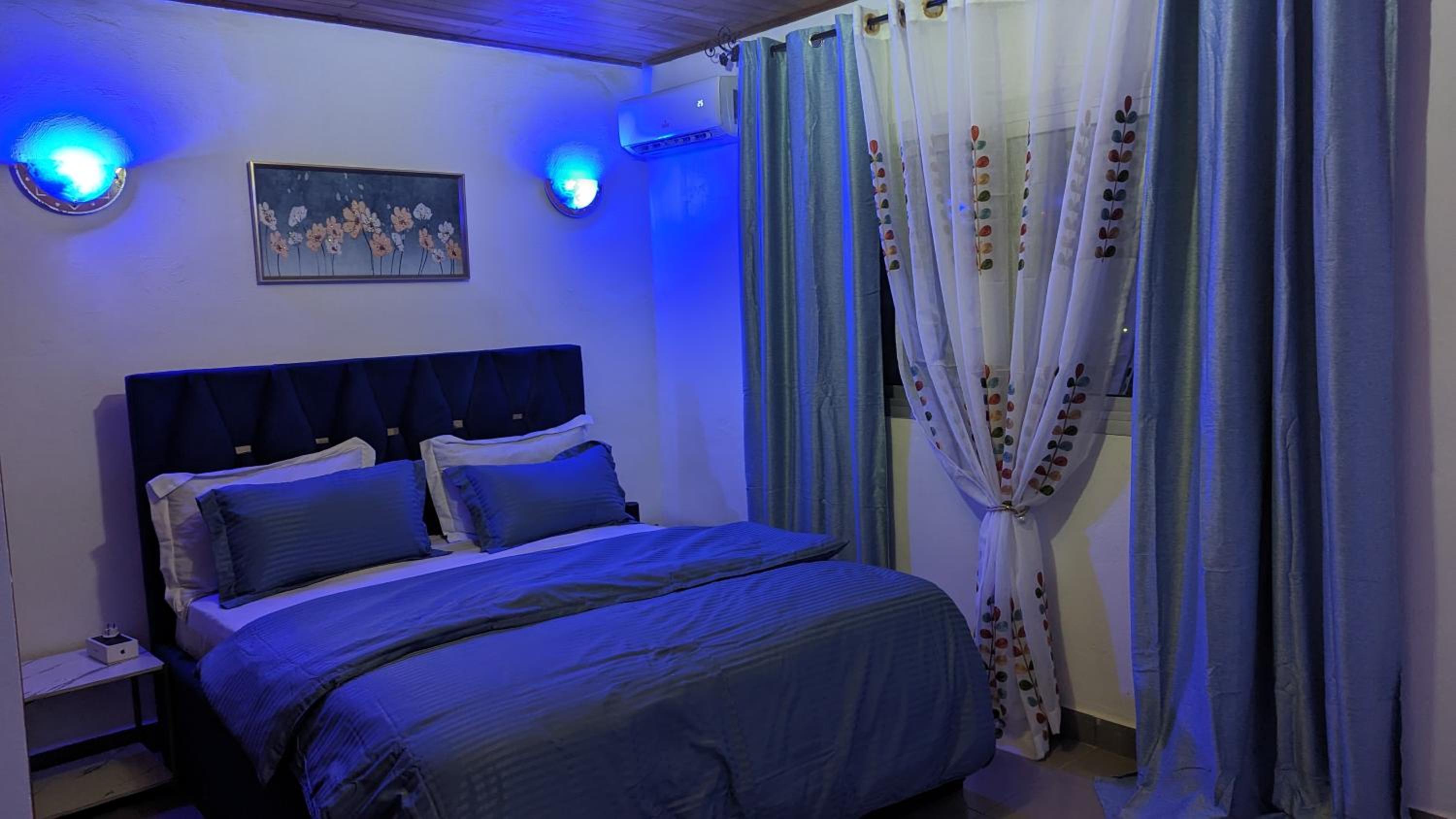 The Modern Rustic 2-bedroom appartment