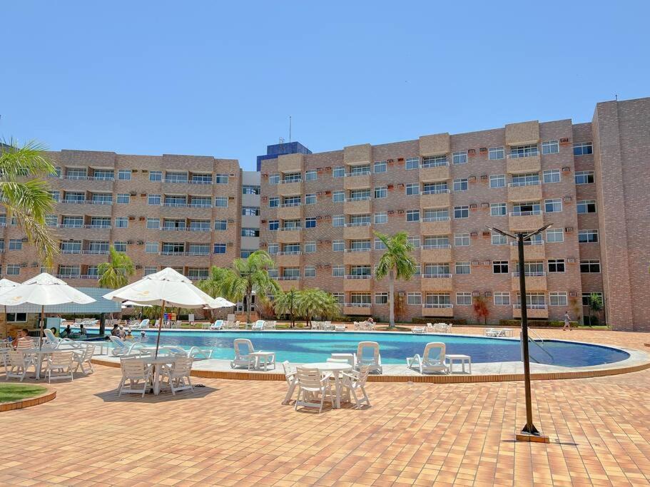 Apto vista piscina no melhor resort dos lençóis