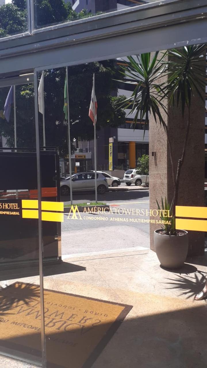 Flat Athenas América ao lado do Salvador Shopping