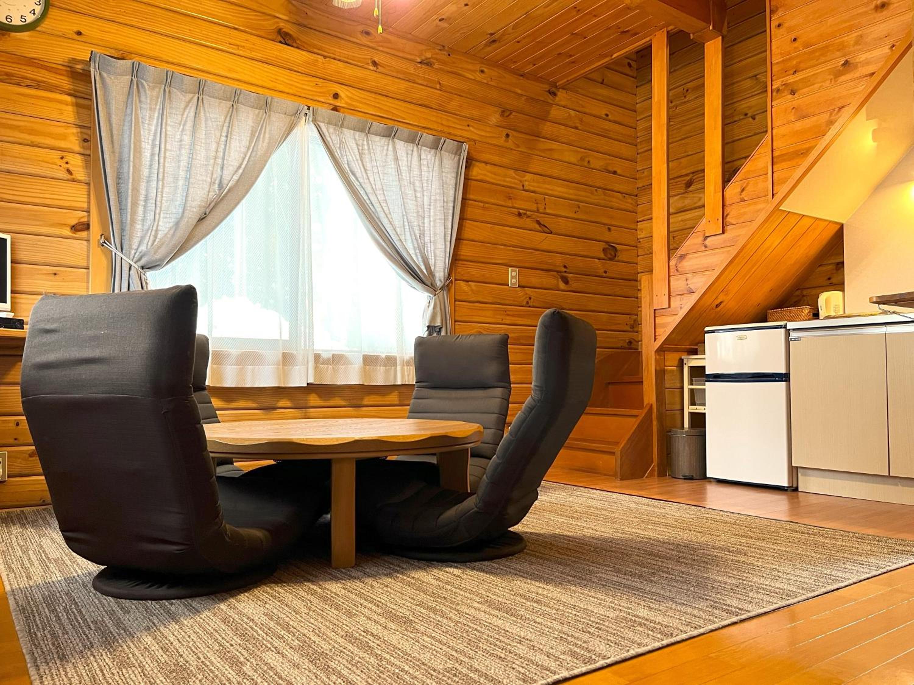 Log Cottage Epoch