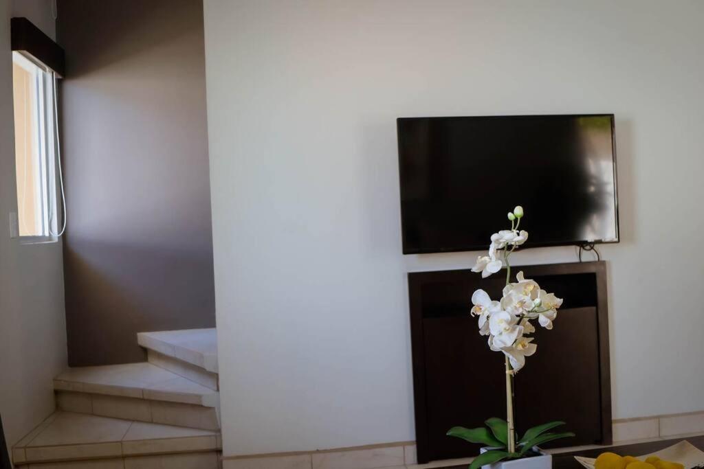 Agradable Casa Madeira Tijuana Rosarito