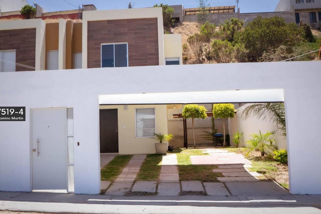 Agradable Casa Madeira Tijuana Rosarito