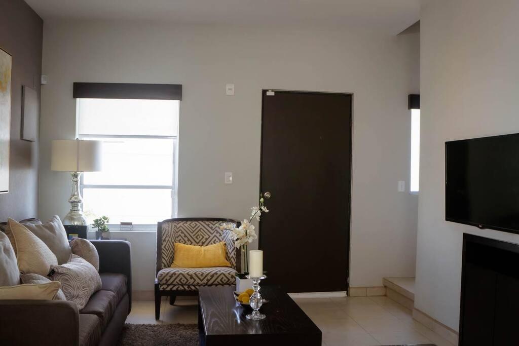 Agradable Casa Madeira Tijuana Rosarito
