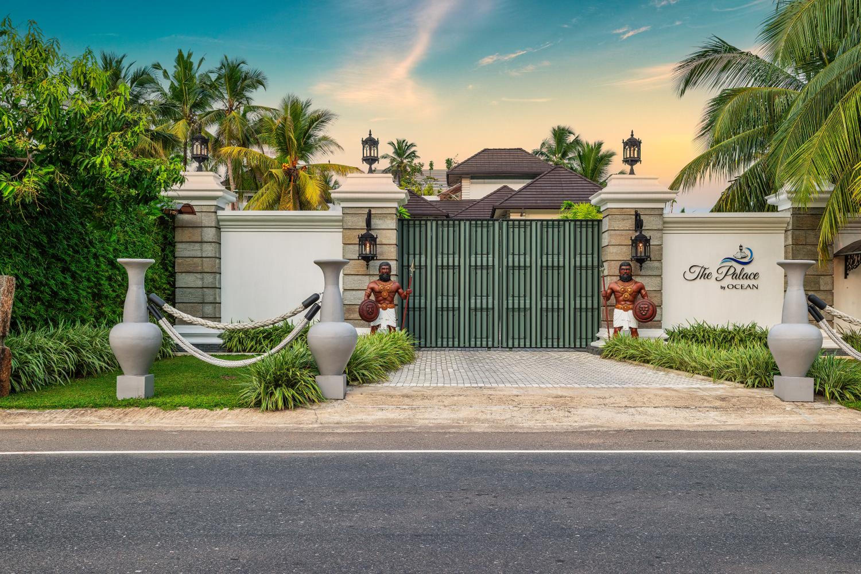 The Palace by Ocean view 5