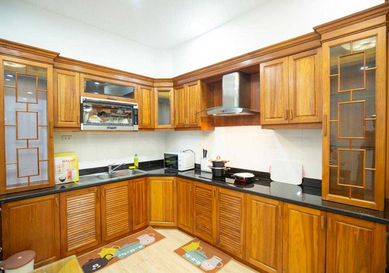 Sumitomo 3 Apartment for Japanese at 535 Kim Ma