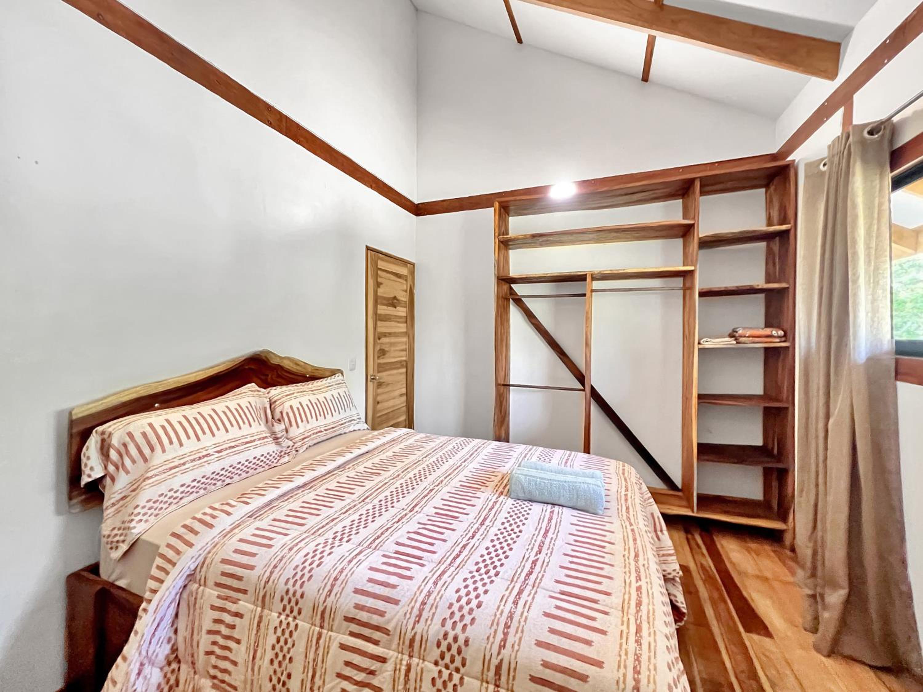 Whispering Wisdom, 3 Bed with Pool, Steps to Beach