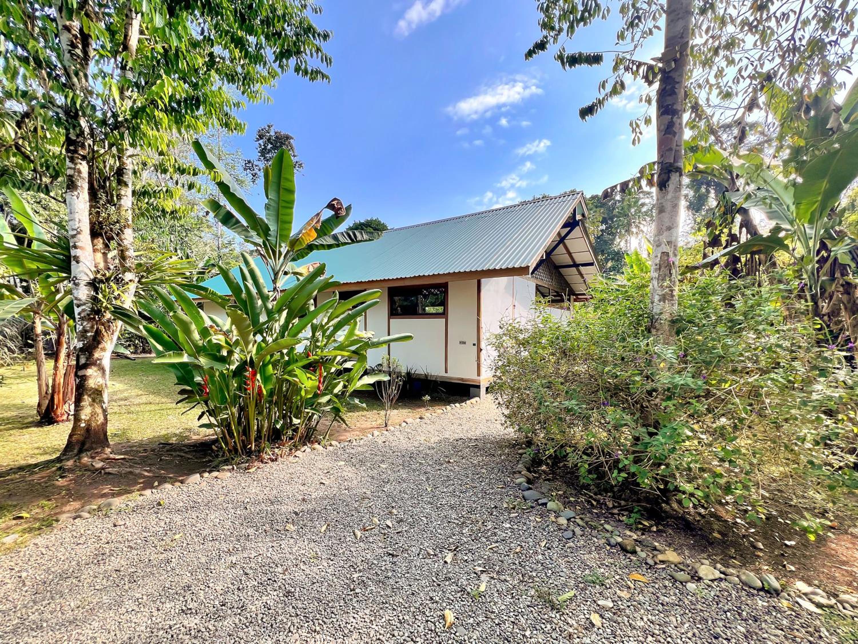 Whispering Wisdom, 3 Bed with Pool, Steps to Beach