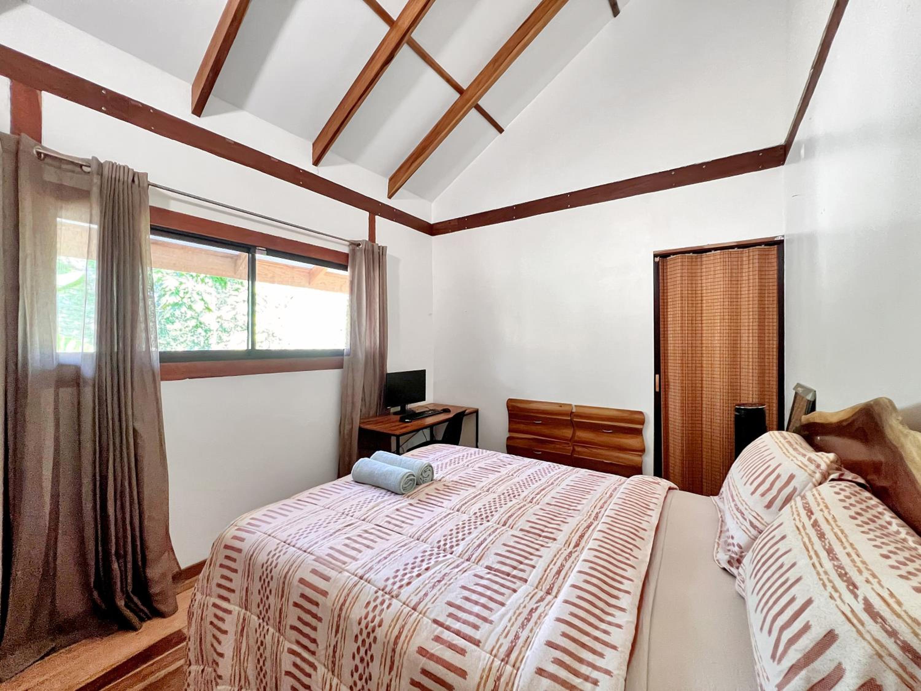 Whispering Wisdom, 3 Bed with Pool, Steps to Beach