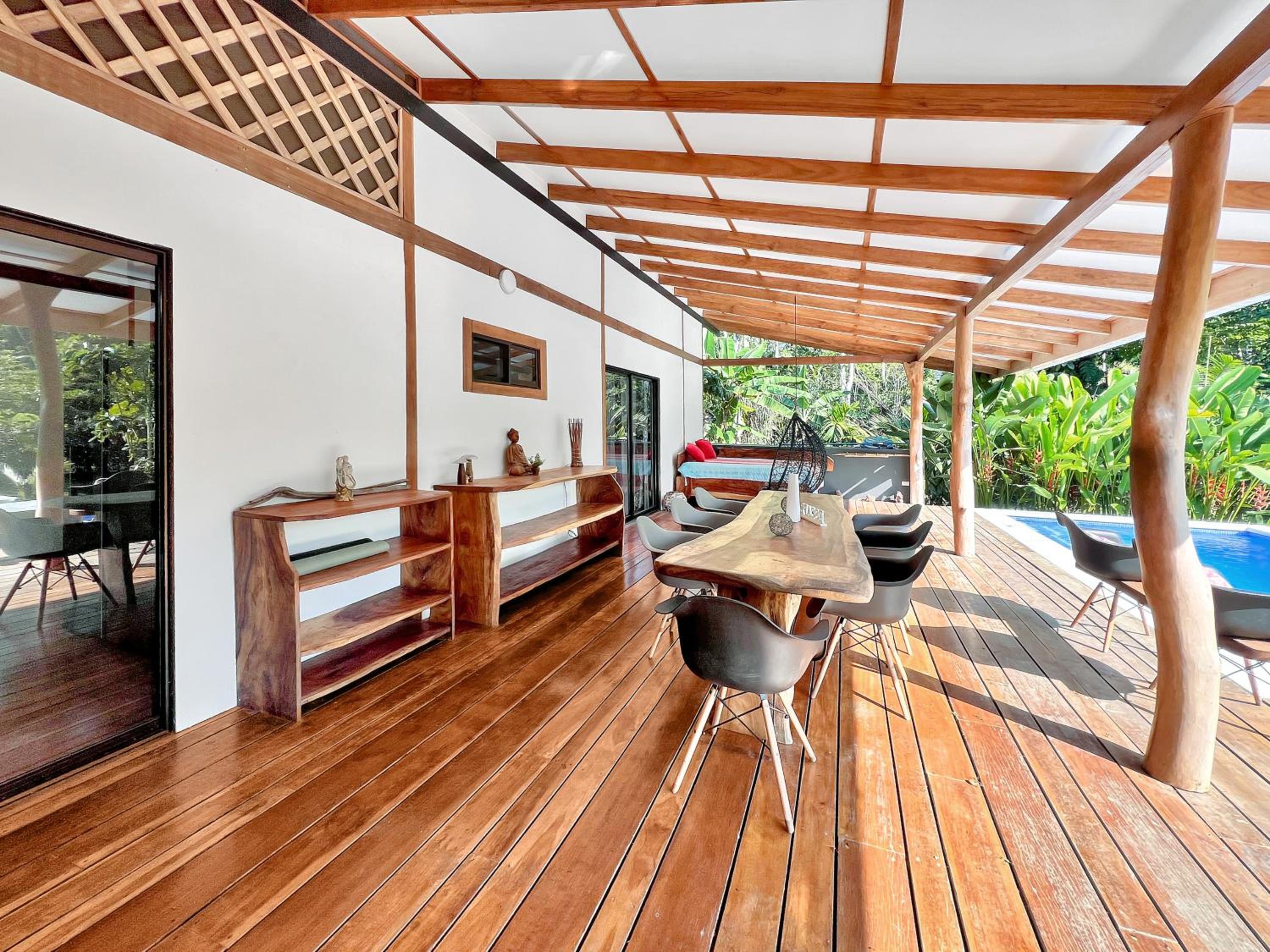 Whispering Wisdom, 3 Bed with Pool, Steps to Beach