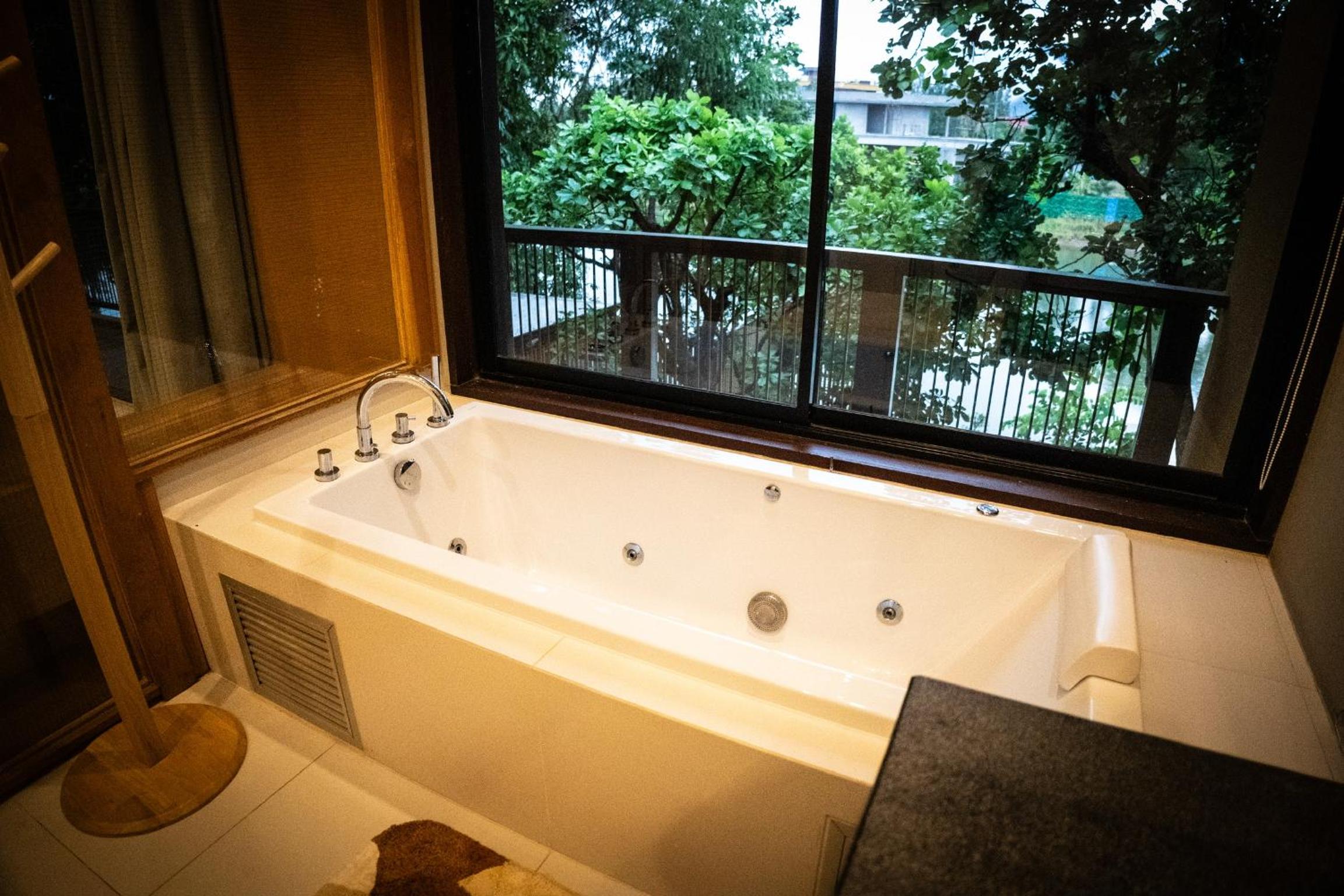 Khaoyai Kirimaya Atta Residence 5 BR Villa