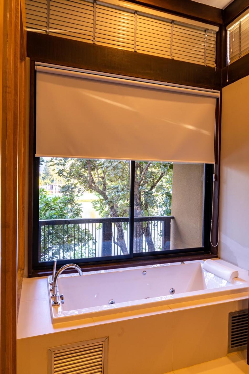 Khaoyai Kirimaya Atta Residence 5 BR Villa