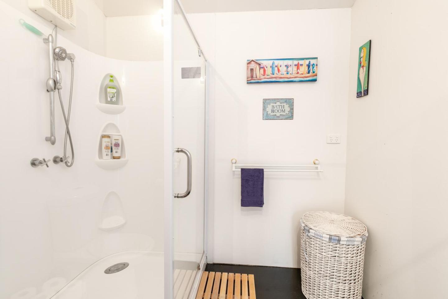 Beach Paradise Family Friendly Close to Beach