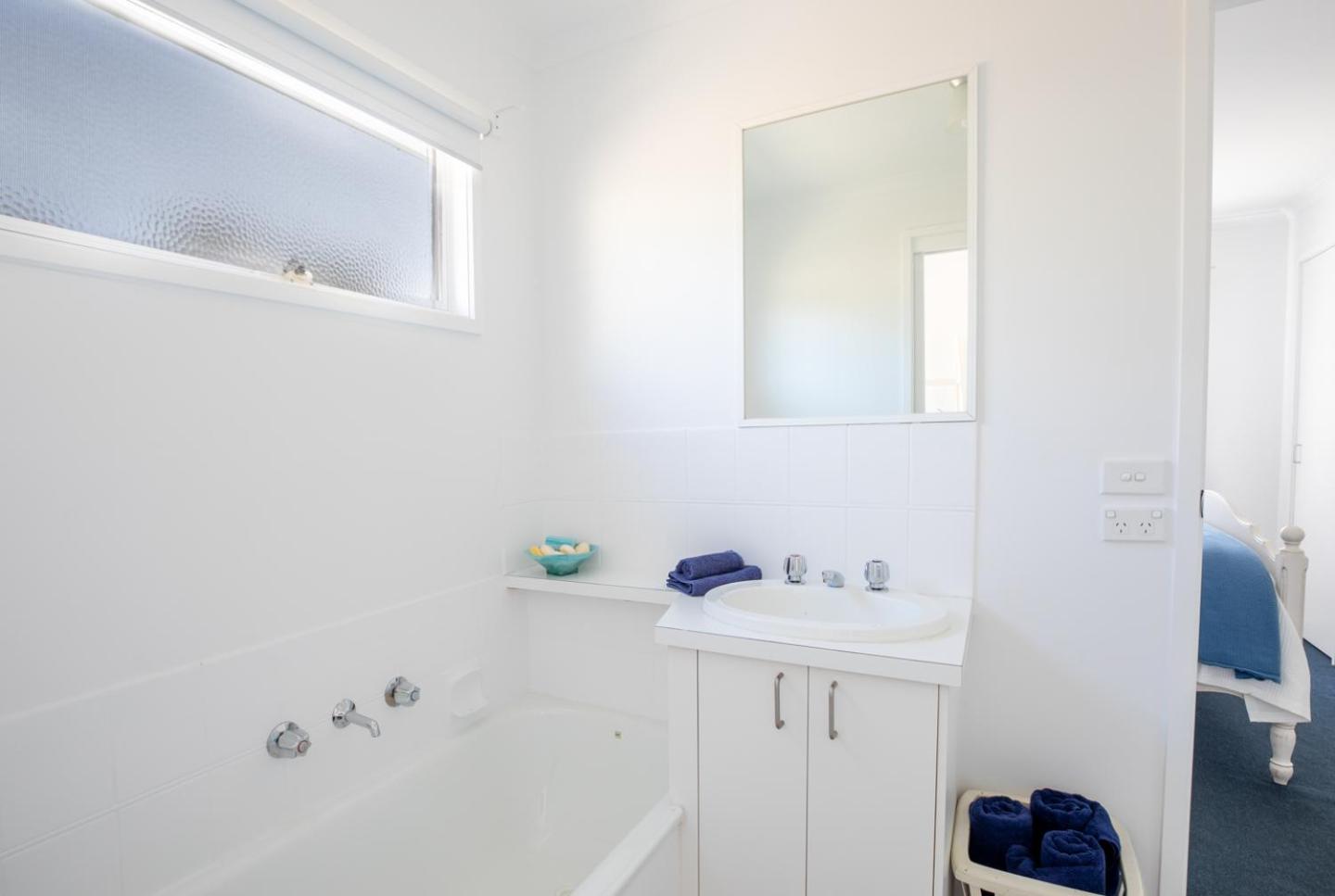 Beach Paradise Family Friendly Close to Beach