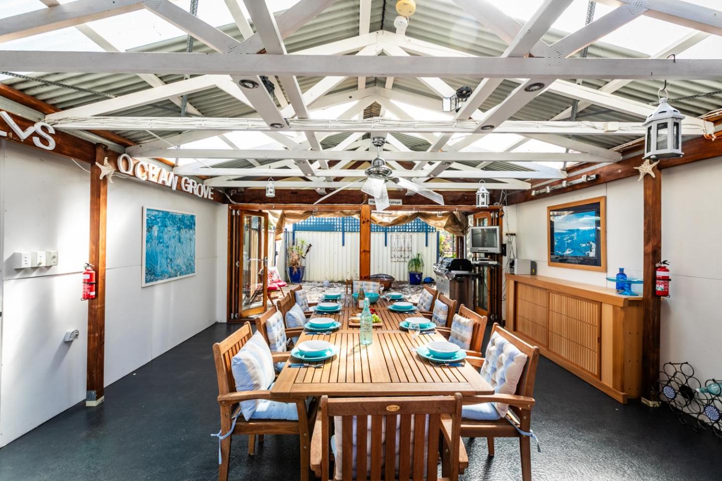 Beach Paradise Family Friendly Close to Beach