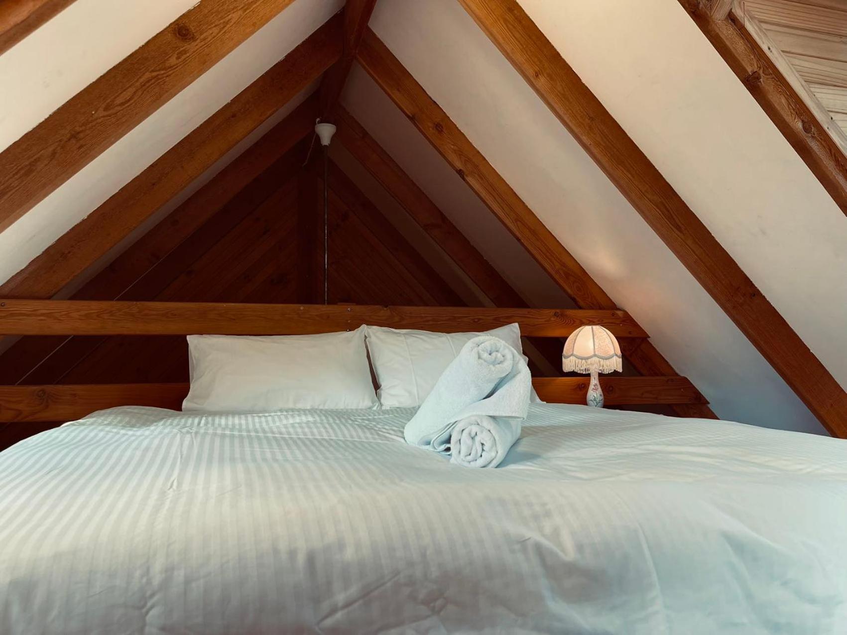 4 Bedroom Holiday House in Winery