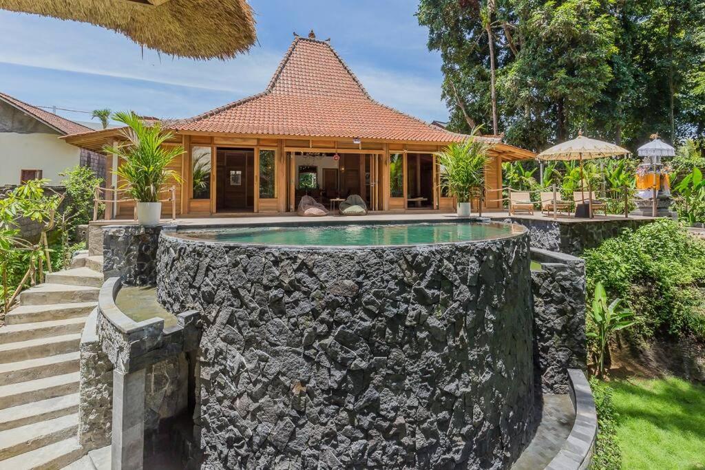 Jungle Villa near Canggu view 3