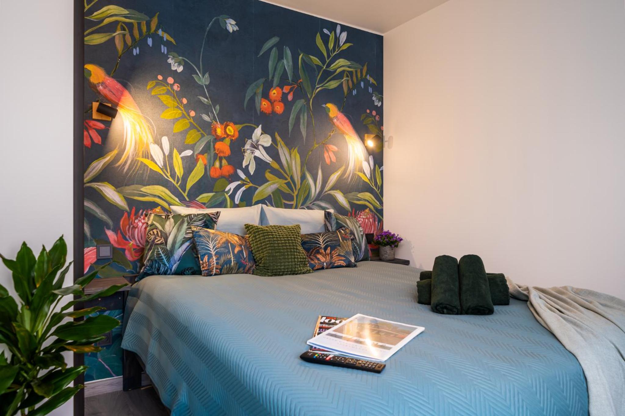 Green Garden & Private Parking Apartments with Playground