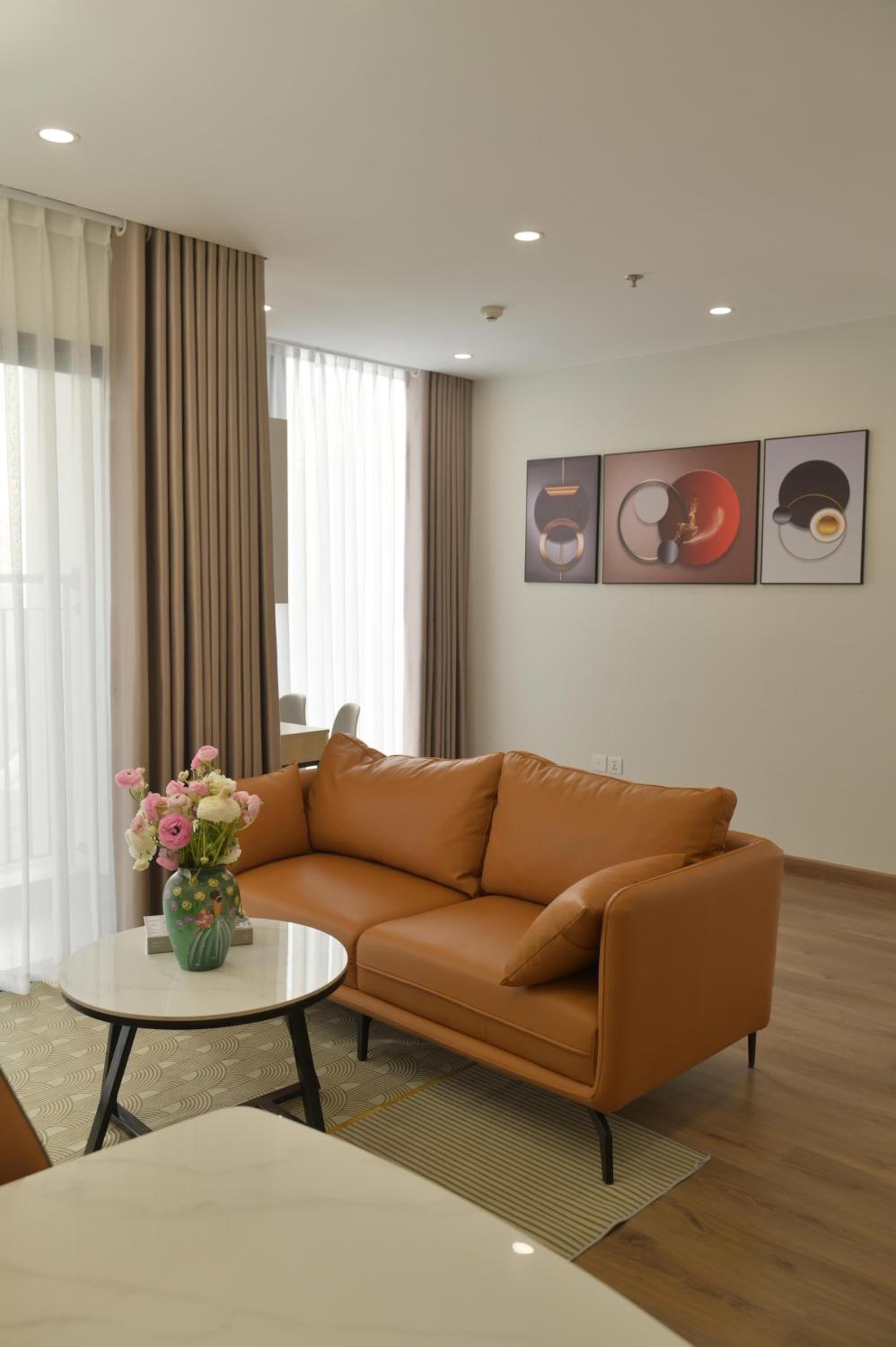 Luxury I3 Smart City 2bed2wc view góc bể bơi