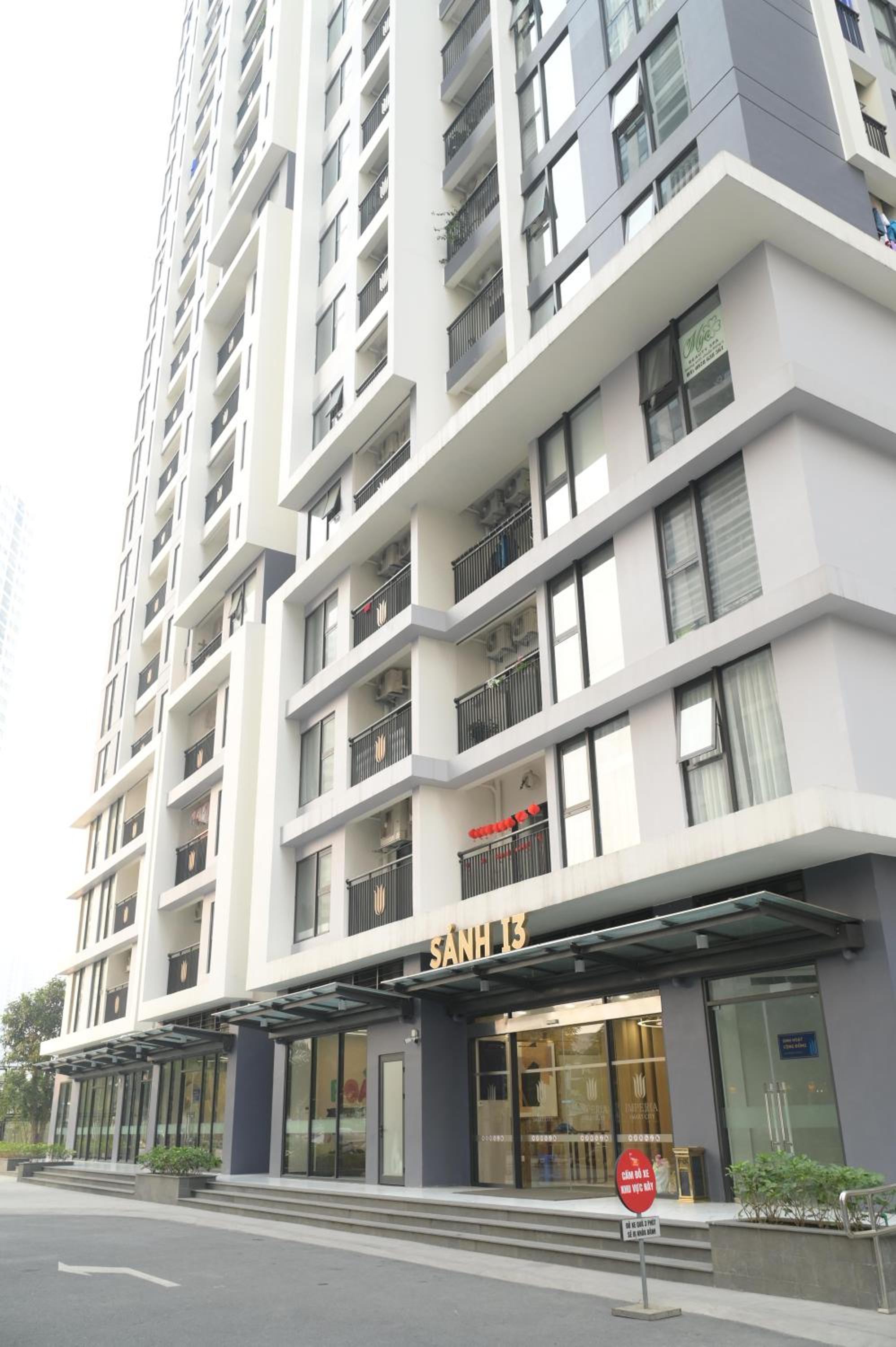 Luxury I3 Smart City 2bed2wc view góc bể bơi