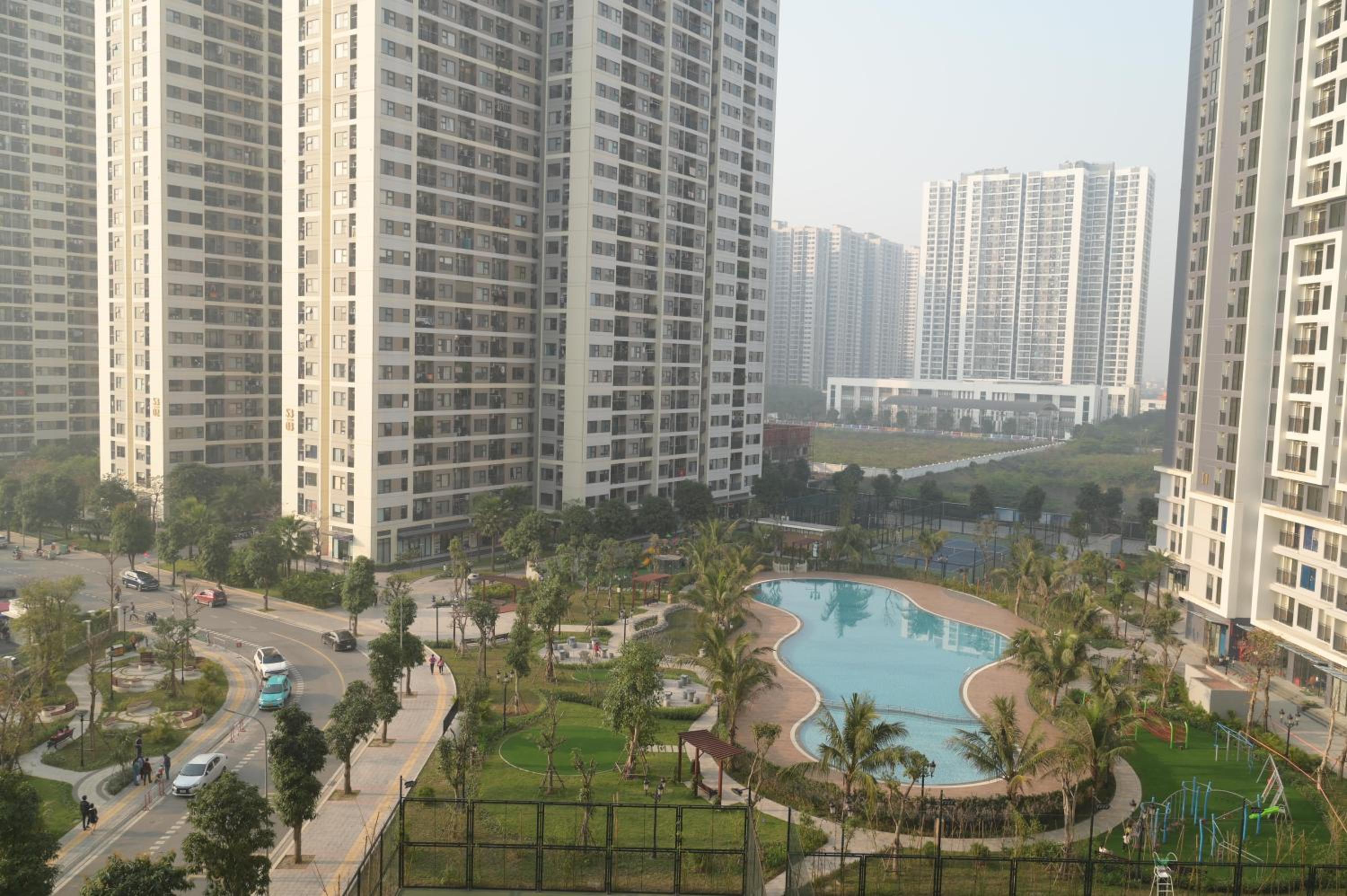 Luxury I3 Smart City 2bed2wc view góc bể bơi