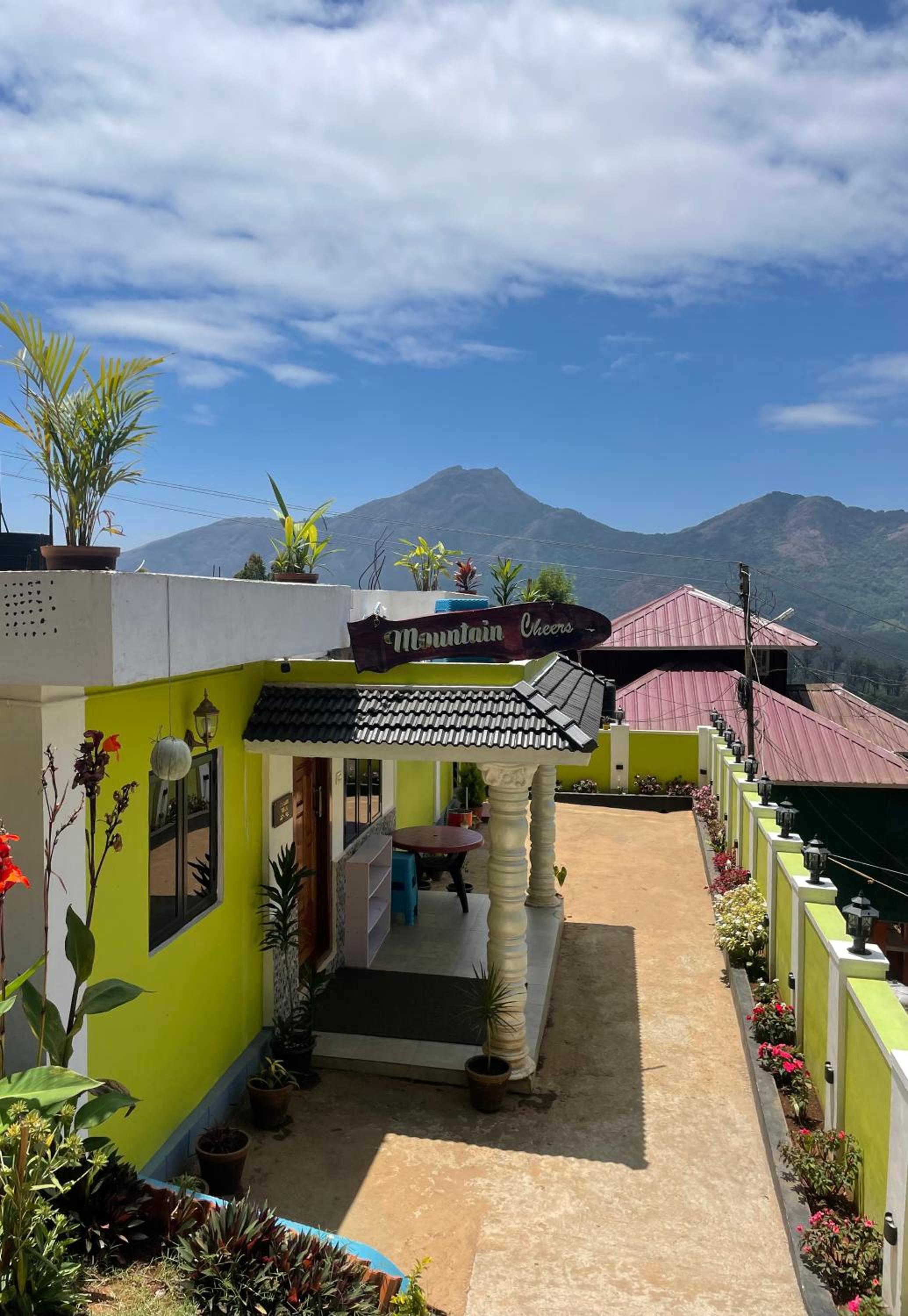 Mountain cheers munnar view 4