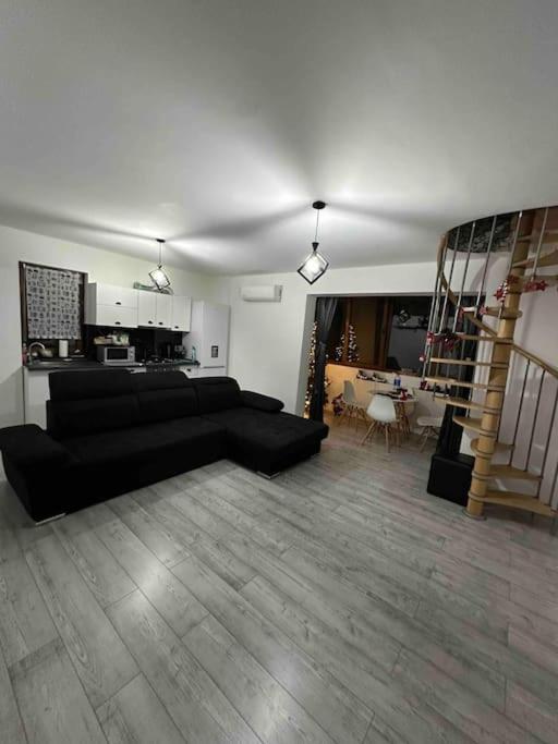 Sunshine residence