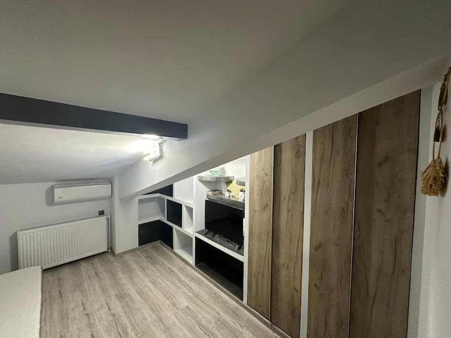 Sunshine residence