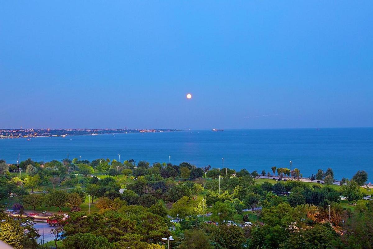 Emirhan Palace Otel - Image 11