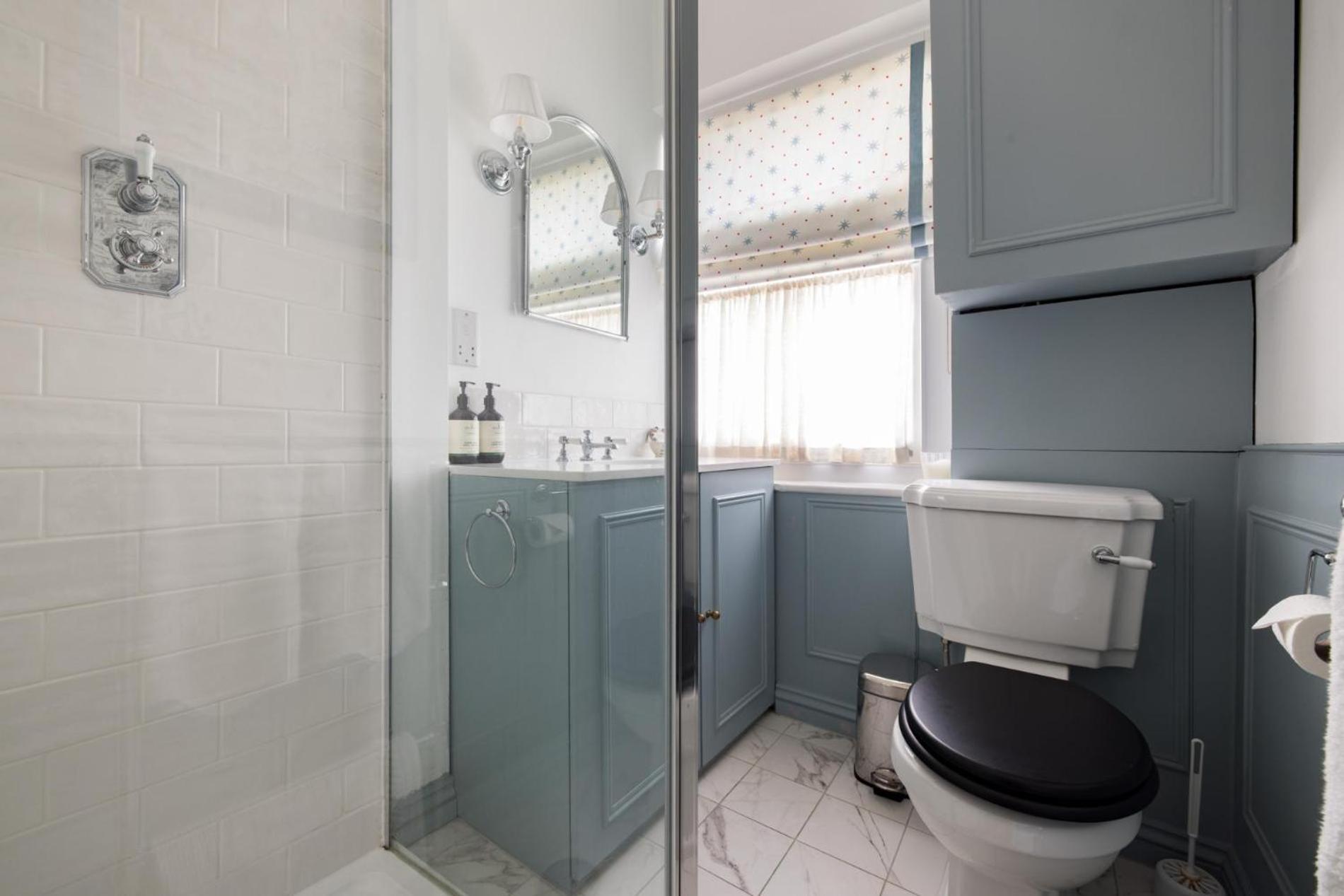 Traditional Treasure – 3 Bedroom Home by Hyde Park