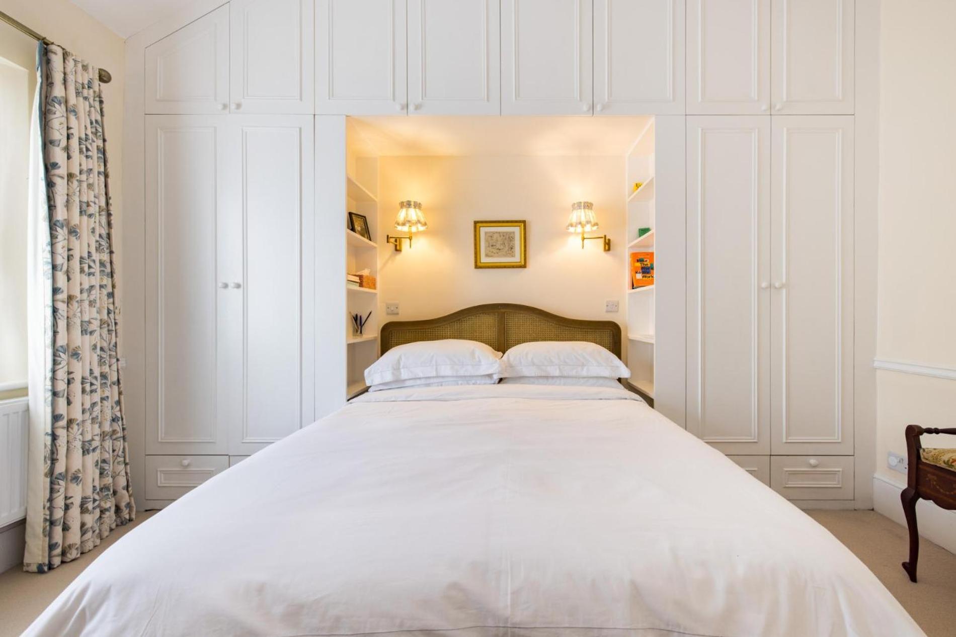 Traditional Treasure – 3 Bedroom Home by Hyde Park
