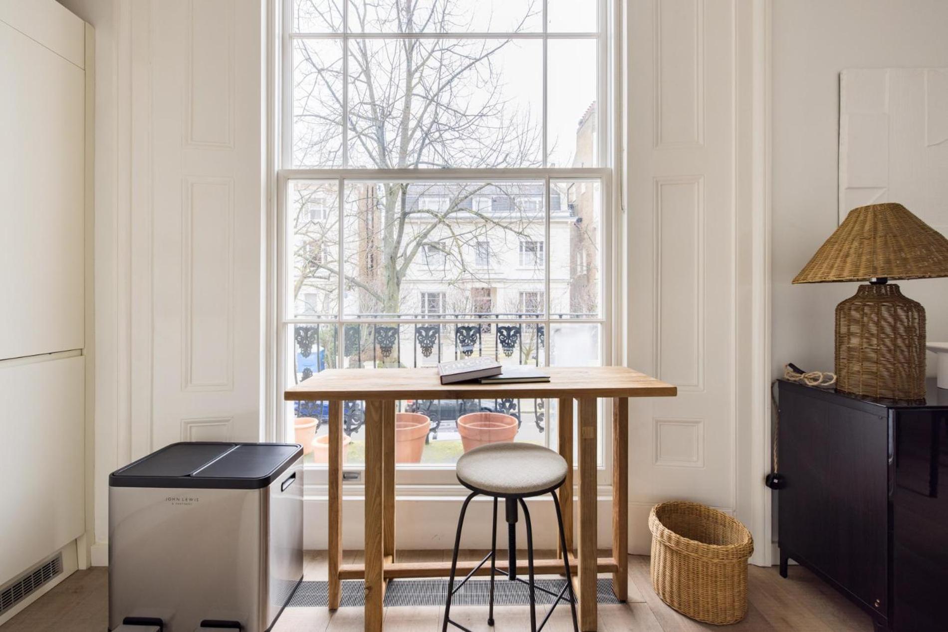 Calm Diva 2 Bedroom in Notting Hill